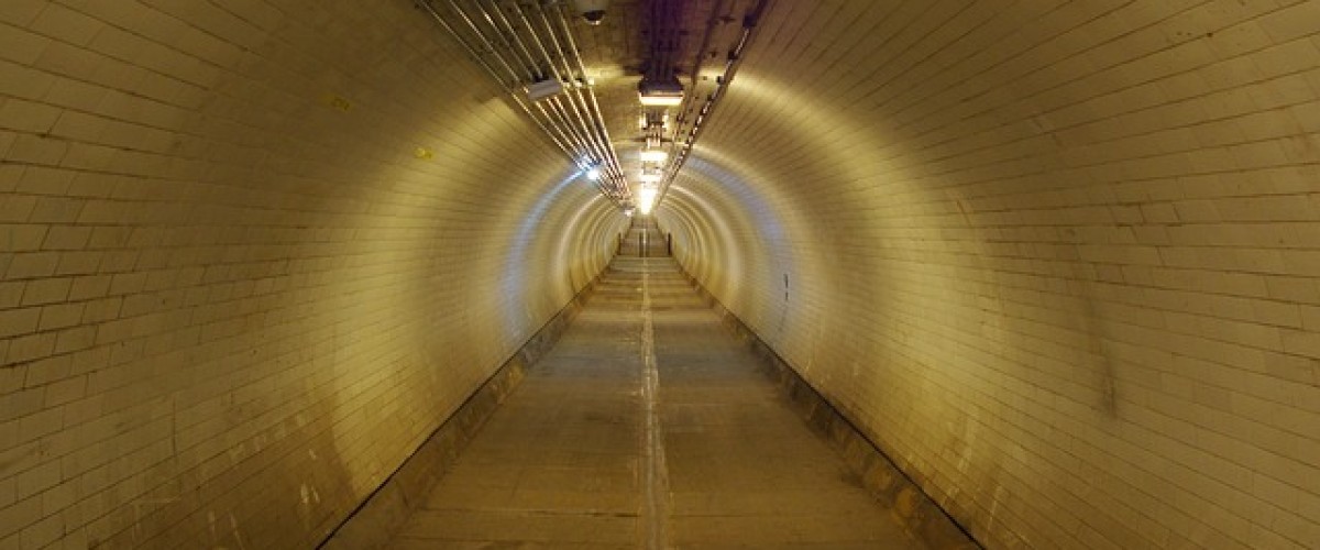 Walking Greenwich Tunnel