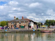 Cottage Inn Spike Island